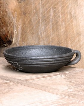 T1 - Miska  Strzelno XIII w.